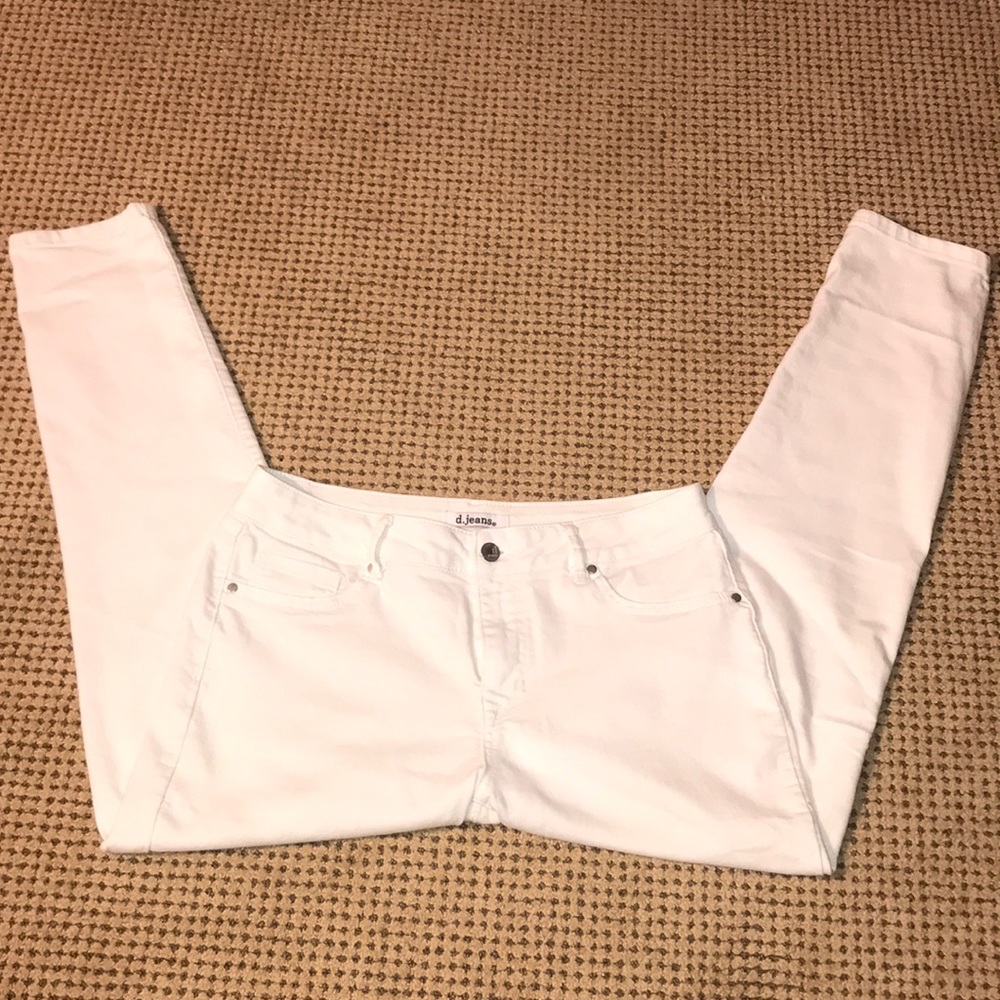 White stretchy pant